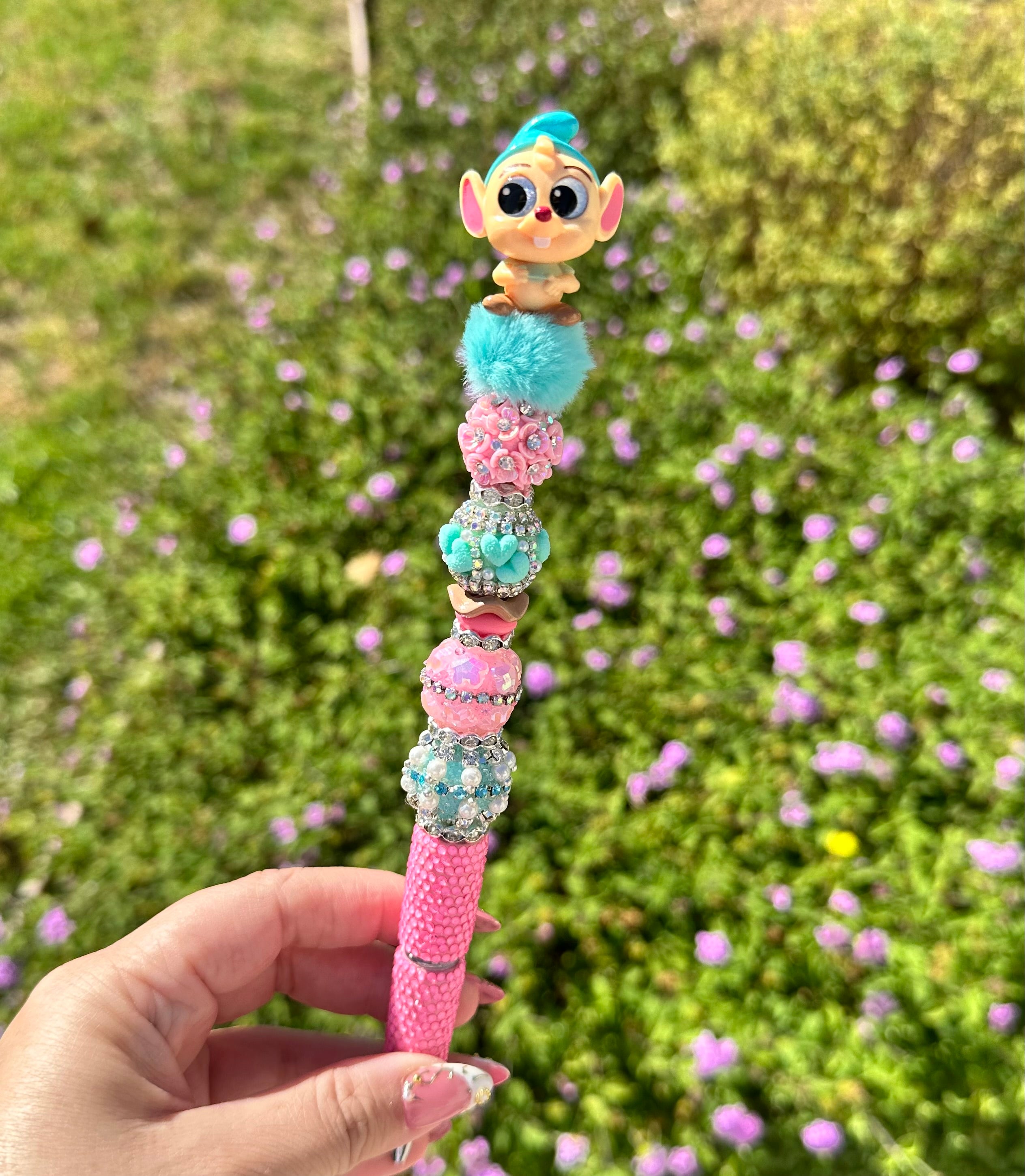 Hard to find Easter GusGus Pen