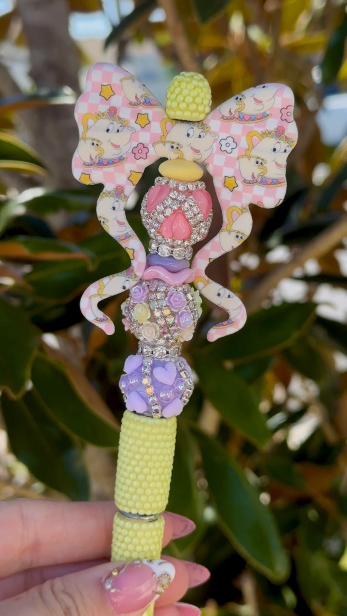 Mrs Potts Cute Bow Pen